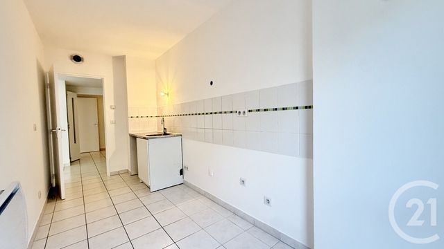 Appartement T3 à vendre - 3 pièces - 68.34 m2 - ANTIBES - 06 - PROVENCE-ALPES-COTE-D-AZUR - Century 21 Lafage Transactions