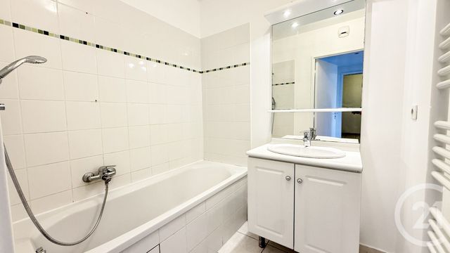 Appartement T3 à vendre - 3 pièces - 68.34 m2 - ANTIBES - 06 - PROVENCE-ALPES-COTE-D-AZUR - Century 21 Lafage Transactions