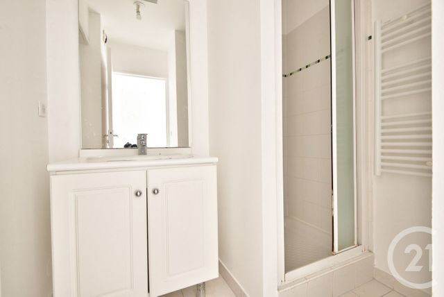 Appartement F1 à vendre - 1 pièce - 27.15 m2 - ANTIBES - 06 - PROVENCE-ALPES-COTE-D-AZUR - Century 21 Lafage Transactions