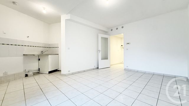 Appartement T2 à vendre - 2 pièces - 27.15 m2 - ANTIBES - 06 - PROVENCE-ALPES-COTE-D-AZUR - Century 21 Lafage Transactions