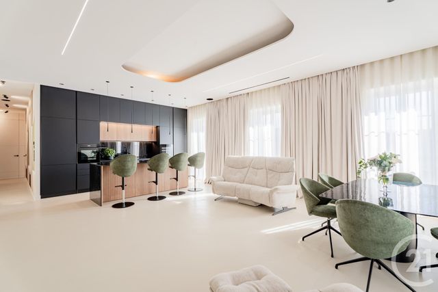 Appartement F4 à vendre - 4 pièces - 150.34 m2 - NICE - 06 - PROVENCE-ALPES-COTE-D-AZUR - Century 21 Lafage Transactions