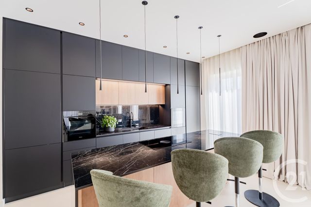 Appartement F4 à vendre - 4 pièces - 150.34 m2 - NICE - 06 - PROVENCE-ALPES-COTE-D-AZUR - Century 21 Lafage Transactions