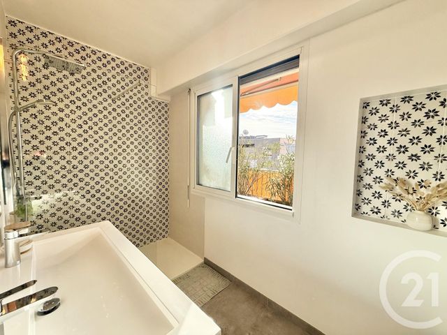 Appartement à vendre - 4 pièces - 93.01 m2 - NICE - 06 - PROVENCE-ALPES-COTE-D-AZUR - Century 21 Lafage Transactions