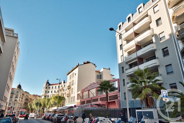 Appartement F4 à vendre - 4 pièces - 97.65 m2 - NICE - 06 - PROVENCE-ALPES-COTE-D-AZUR - Century 21 Lafage Transactions