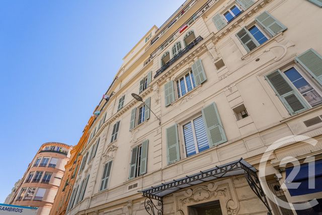 Appartement F4 à vendre - 4 pièces - 104.6 m2 - NICE - 06 - PROVENCE-ALPES-COTE-D-AZUR - Century 21 Lafage Transactions