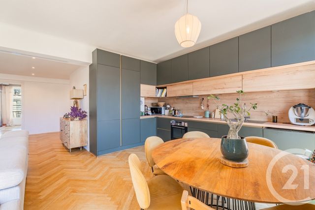 Appartement F4 à vendre - 4 pièces - 104.6 m2 - NICE - 06 - PROVENCE-ALPES-COTE-D-AZUR - Century 21 Lafage Transactions