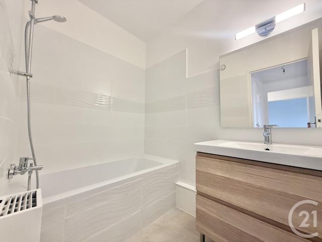 Appartement F2 à vendre - 2 pièces - 46.09 m2 - NICE - 06 - PROVENCE-ALPES-COTE-D-AZUR - Century 21 Lafage Transactions