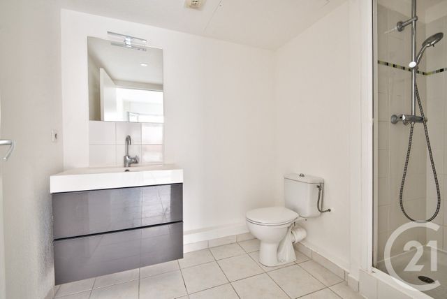 Appartement T4 à vendre - 4 pièces - 84.7 m2 - ANTIBES - 06 - PROVENCE-ALPES-COTE-D-AZUR - Century 21 Lafage Transactions