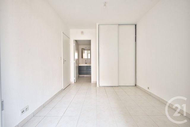 Appartement T4 à vendre - 4 pièces - 84.7 m2 - ANTIBES - 06 - PROVENCE-ALPES-COTE-D-AZUR - Century 21 Lafage Transactions