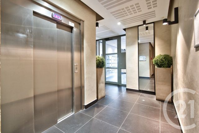 Appartement Studio à vendre - 1 pièce - 27.75 m2 - ANTIBES - 06 - PROVENCE-ALPES-COTE-D-AZUR - Century 21 Lafage Transactions