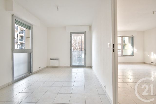 Appartement T2 à vendre - 2 pièces - 58.66 m2 - ANTIBES - 06 - PROVENCE-ALPES-COTE-D-AZUR - Century 21 Lafage Transactions