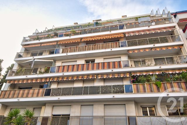 Appartement F2 à vendre - 2 pièces - 49.11 m2 - NICE - 06 - PROVENCE-ALPES-COTE-D-AZUR - Century 21 Lafage Transactions