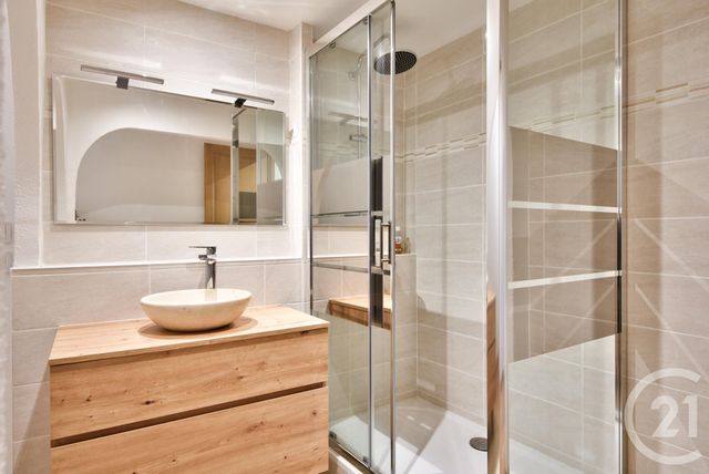 Appartement F2 à vendre - 2 pièces - 51.02 m2 - NICE - 06 - PROVENCE-ALPES-COTE-D-AZUR - Century 21 Lafage Transactions