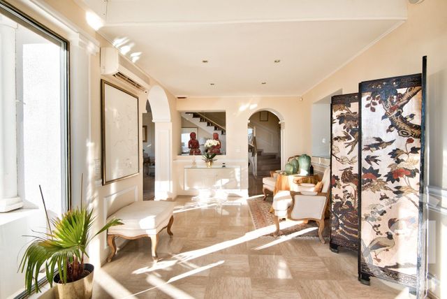 maison à vendre - 6 pièces - 275.0 m2 - VILLEFRANCHE SUR MER - 06 - PROVENCE-ALPES-COTE-D-AZUR - Century 21 Lafage Transactions