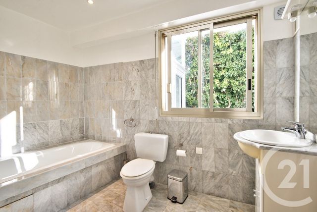 maison à vendre - 6 pièces - 275.0 m2 - VILLEFRANCHE SUR MER - 06 - PROVENCE-ALPES-COTE-D-AZUR - Century 21 Lafage Transactions