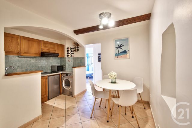 Appartement F2 à vendre - 2 pièces - 39.8 m2 - NICE - 06 - PROVENCE-ALPES-COTE-D-AZUR - Century 21 Lafage Transactions