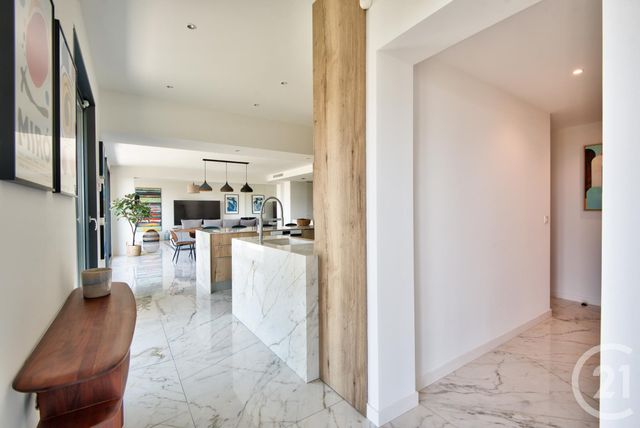 Appartement F6 à vendre - 6 pièces - 181.06 m2 - NICE - 06 - PROVENCE-ALPES-COTE-D-AZUR - Century 21 Lafage Transactions