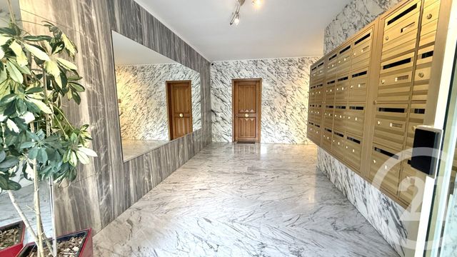 Appartement T3 à vendre - 3 pièces - 72.53 m2 - CAGNES SUR MER - 06 - PROVENCE-ALPES-COTE-D-AZUR - Century 21 Lafage Transactions