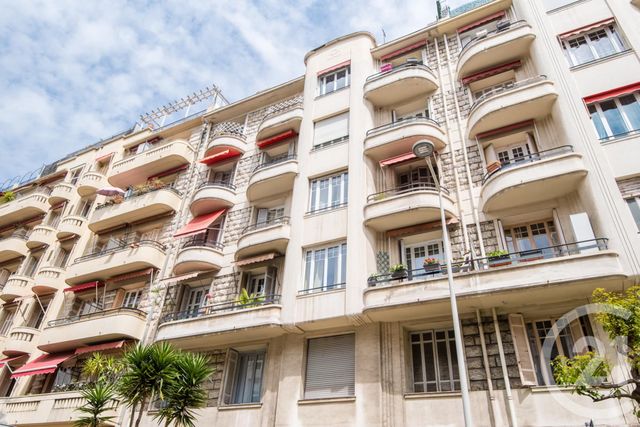 Appartement F3 à vendre - 3 pièces - 72.42 m2 - NICE - 06 - PROVENCE-ALPES-COTE-D-AZUR - Century 21 Lafage Transactions