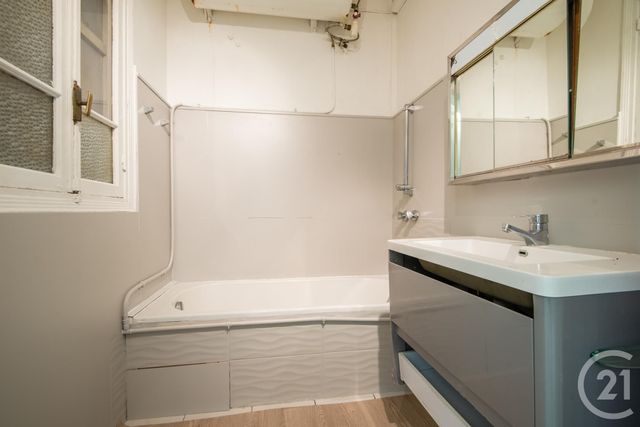 Appartement F3 à vendre - 3 pièces - 72.42 m2 - NICE - 06 - PROVENCE-ALPES-COTE-D-AZUR - Century 21 Lafage Transactions