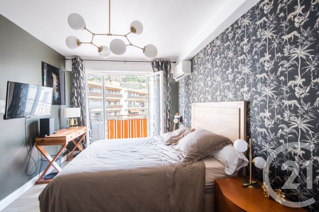 Appartement à vendre - 6 pièces - 119.41 m2 - NICE - 06 - PROVENCE-ALPES-COTE-D-AZUR - Century 21 Lafage Transactions