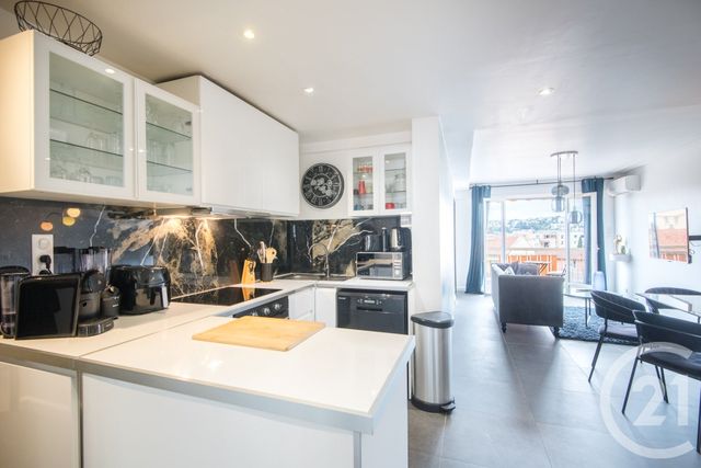 Appartement à vendre - 6 pièces - 119.41 m2 - NICE - 06 - PROVENCE-ALPES-COTE-D-AZUR - Century 21 Lafage Transactions