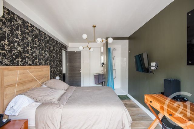 Appartement à vendre - 6 pièces - 119.41 m2 - NICE - 06 - PROVENCE-ALPES-COTE-D-AZUR - Century 21 Lafage Transactions