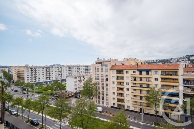 Appartement à vendre - 6 pièces - 119.41 m2 - NICE - 06 - PROVENCE-ALPES-COTE-D-AZUR - Century 21 Lafage Transactions