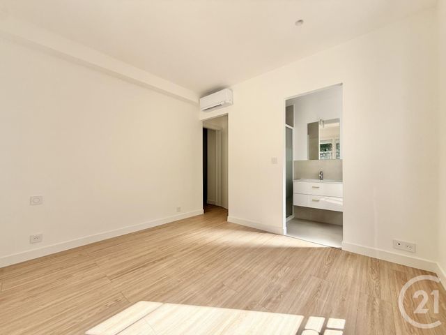 Appartement F4 à vendre - 4 pièces - 70.98 m2 - NICE - 06 - PROVENCE-ALPES-COTE-D-AZUR - Century 21 Lafage Transactions