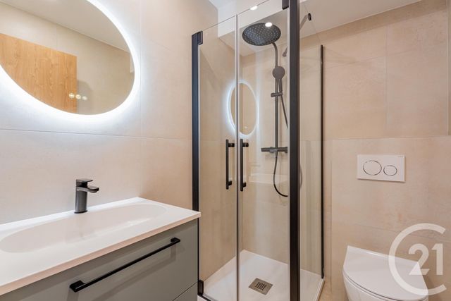 Appartement F4 à vendre - 4 pièces - 90.14 m2 - NICE - 06 - PROVENCE-ALPES-COTE-D-AZUR - Century 21 Lafage Transactions