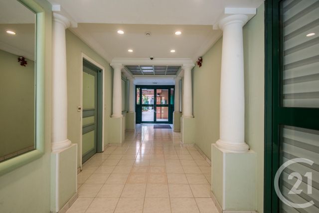 Appartement F4 à vendre - 4 pièces - 90.14 m2 - NICE - 06 - PROVENCE-ALPES-COTE-D-AZUR - Century 21 Lafage Transactions