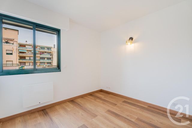 Appartement F4 à vendre - 4 pièces - 90.14 m2 - NICE - 06 - PROVENCE-ALPES-COTE-D-AZUR - Century 21 Lafage Transactions