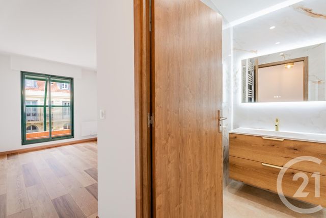 Appartement F4 à vendre - 4 pièces - 90.14 m2 - NICE - 06 - PROVENCE-ALPES-COTE-D-AZUR - Century 21 Lafage Transactions