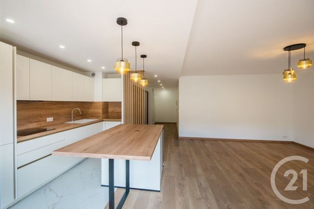 Appartement F4 à vendre - 4 pièces - 90.14 m2 - NICE - 06 - PROVENCE-ALPES-COTE-D-AZUR - Century 21 Lafage Transactions