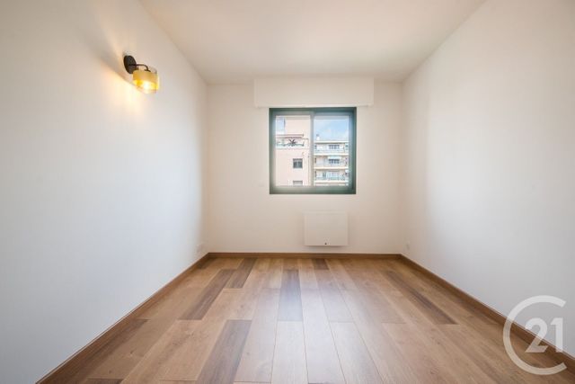 Appartement F4 à vendre - 4 pièces - 90.14 m2 - NICE - 06 - PROVENCE-ALPES-COTE-D-AZUR - Century 21 Lafage Transactions