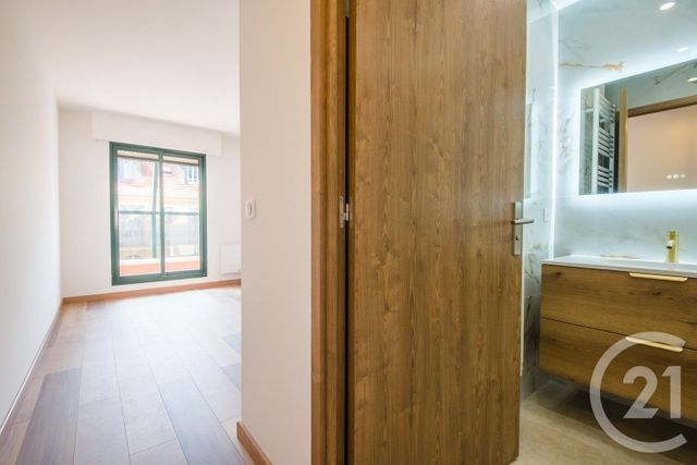 Appartement F4 à vendre - 4 pièces - 90.14 m2 - NICE - 06 - PROVENCE-ALPES-COTE-D-AZUR - Century 21 Lafage Transactions