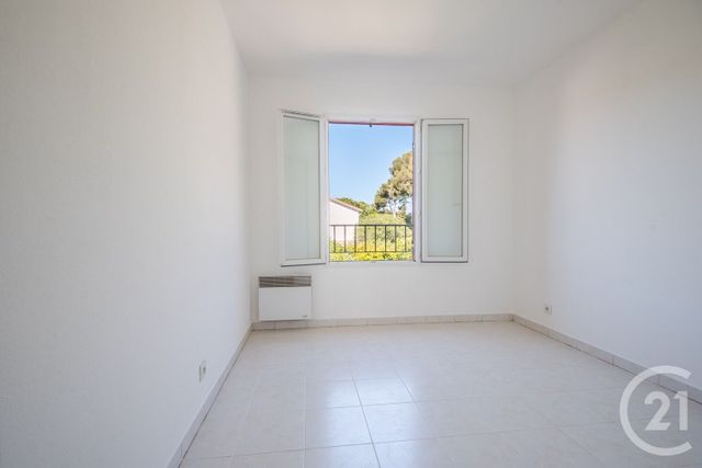 Appartement T4 à vendre - 4 pièces - 85.43 m2 - ANTIBES - 06 - PROVENCE-ALPES-COTE-D-AZUR - Century 21 Lafage Transactions