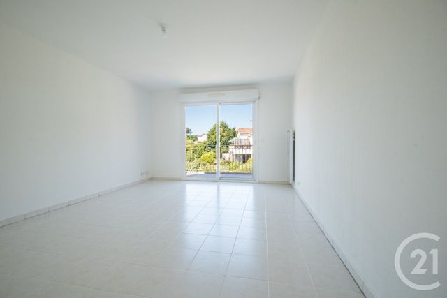 Appartement T4 à vendre - 4 pièces - 85.43 m2 - ANTIBES - 06 - PROVENCE-ALPES-COTE-D-AZUR - Century 21 Lafage Transactions