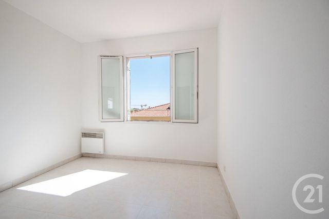 Appartement T4 à vendre - 4 pièces - 85.43 m2 - ANTIBES - 06 - PROVENCE-ALPES-COTE-D-AZUR - Century 21 Lafage Transactions
