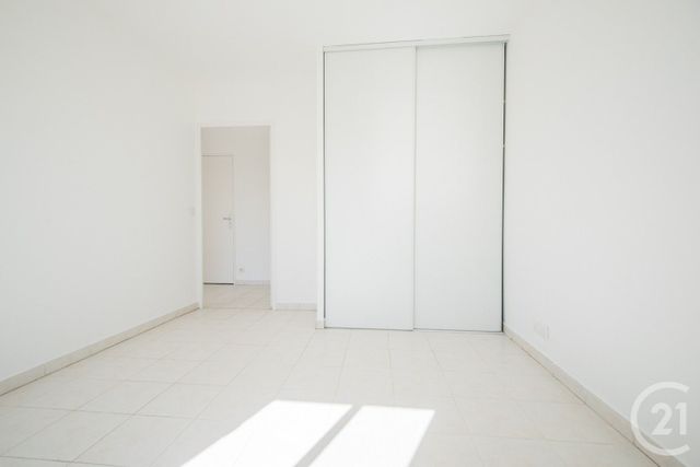 Appartement T3 à vendre - 3 pièces - 68.65 m2 - ANTIBES - 06 - PROVENCE-ALPES-COTE-D-AZUR - Century 21 Lafage Transactions