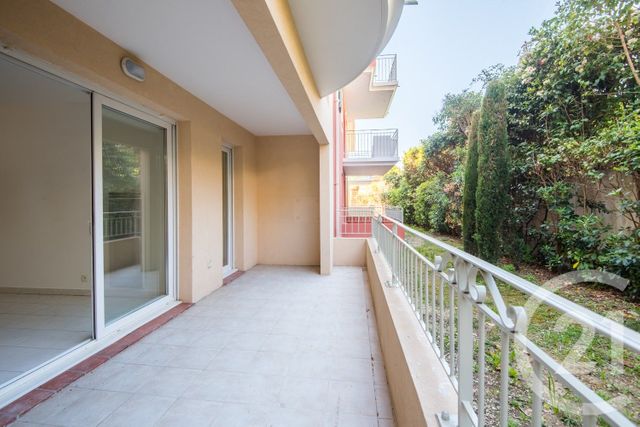 Appartement T3 à vendre - 3 pièces - 68.69 m2 - ANTIBES - 06 - PROVENCE-ALPES-COTE-D-AZUR - Century 21 Lafage Transactions