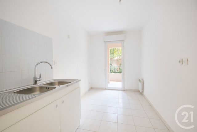 Appartement T3 à vendre - 3 pièces - 68.69 m2 - ANTIBES - 06 - PROVENCE-ALPES-COTE-D-AZUR - Century 21 Lafage Transactions