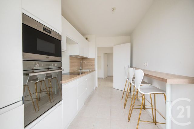 Appartement T3 à vendre - 3 pièces - 69.57 m2 - ANTIBES - 06 - PROVENCE-ALPES-COTE-D-AZUR - Century 21 Lafage Transactions