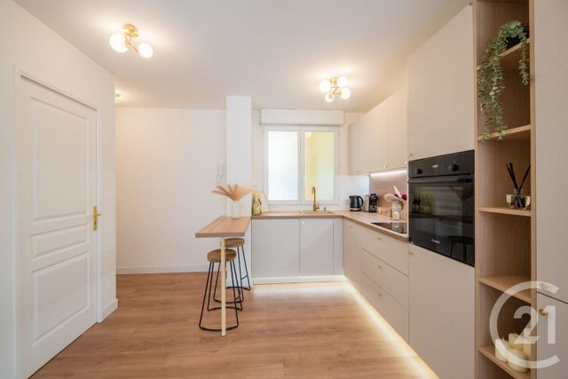 Appartement F3 à vendre - 3 pièces - 60.3 m2 - NICE - 06 - PROVENCE-ALPES-COTE-D-AZUR - Century 21 Lafage Transactions