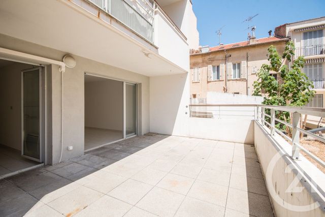 Appartement T4 à vendre - 4 pièces - 78.1 m2 - ANTIBES - 06 - PROVENCE-ALPES-COTE-D-AZUR - Century 21 Lafage Transactions