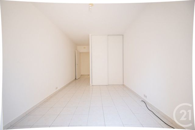 Appartement T4 à vendre - 4 pièces - 78.1 m2 - ANTIBES - 06 - PROVENCE-ALPES-COTE-D-AZUR - Century 21 Lafage Transactions