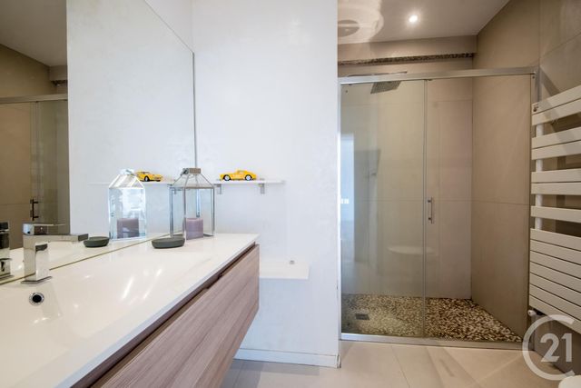 Appartement F2 à vendre - 2 pièces - 61.27 m2 - NICE - 06 - PROVENCE-ALPES-COTE-D-AZUR - Century 21 Lafage Transactions