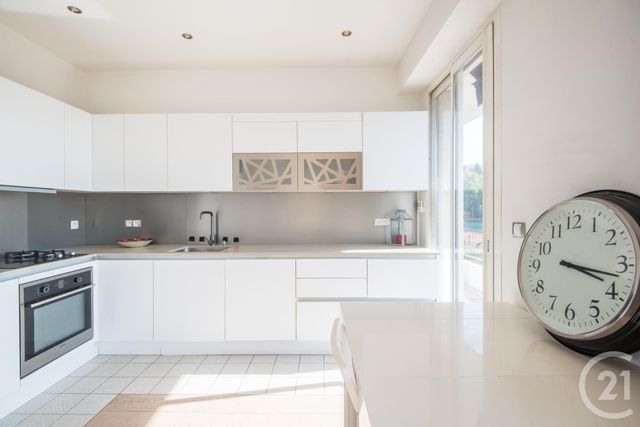 Appartement F2 à vendre - 2 pièces - 61.27 m2 - NICE - 06 - PROVENCE-ALPES-COTE-D-AZUR - Century 21 Lafage Transactions