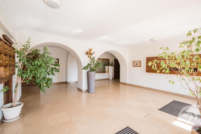 Appartement F2 à vendre - 2 pièces - 61.27 m2 - NICE - 06 - PROVENCE-ALPES-COTE-D-AZUR - Century 21 Lafage Transactions