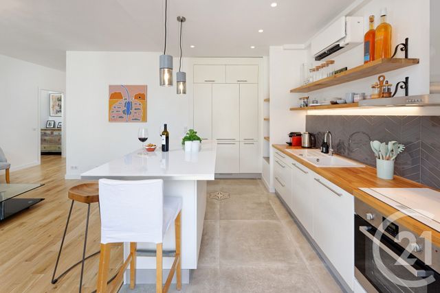 Appartement F2 à vendre - 2 pièces - 55.62 m2 - NICE - 06 - PROVENCE-ALPES-COTE-D-AZUR - Century 21 Lafage Transactions
